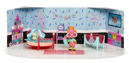L.O.L. Surprise Furniture with Doll Series 1 Coopers Candy