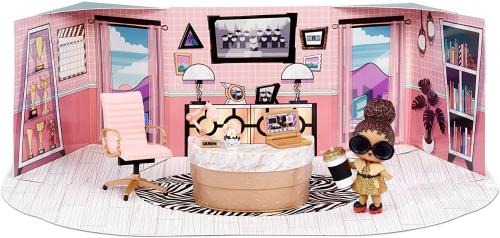 L.O.L. Surprise Furniture with Doll Series 4 Coopers Candy
